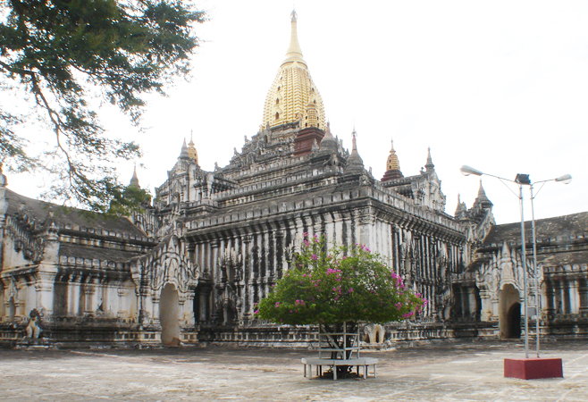 Ananda Pagoda Festival