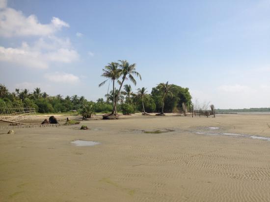 Letkhokkone Beach