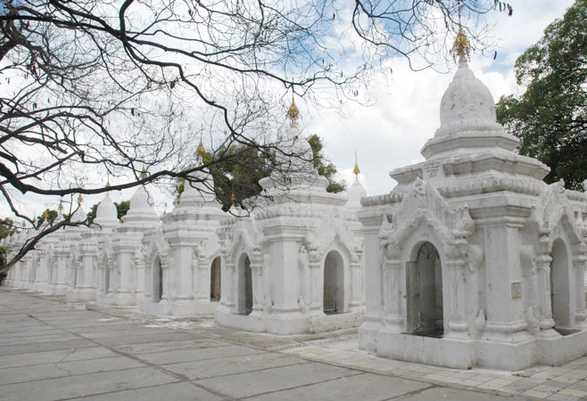 kuthodaw-pagoda4