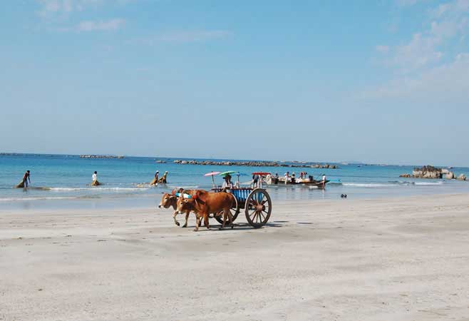 Ngwe Saung Beach